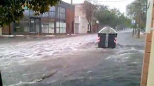 Casi dos mil evacuados en San Luis y alerta por tormentas en Córdoba