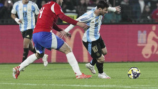 Las últimas funciones. Lionel Messi podría jugar esta noche ante Colombia uno de los últimos cotejos oficiales en Argentina.