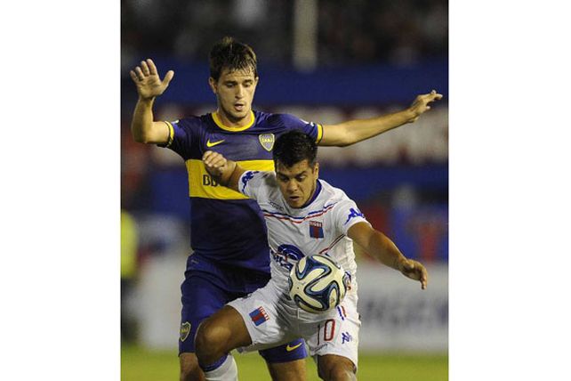 Boca logró un triunfo agónico ante Tigre con un golazo de Riquelme