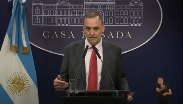No vamos a seguir financiando ni rosca política