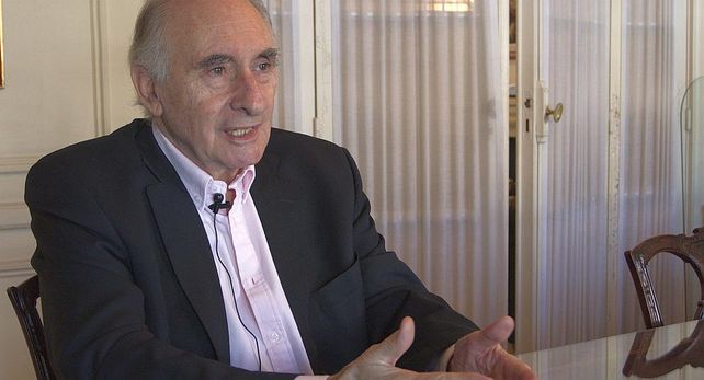 Operaron al expresidente De la Rúa en una clínica porteña
