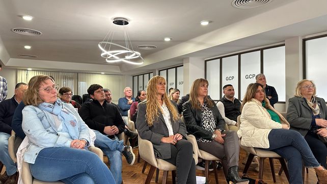 Firmaron convenios para implementar programas recreativos para adultos mayores en el departamento San Martín