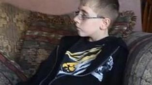 Una extraña patología provoca que un chico de 12 años no sienta ganas de comer y beber