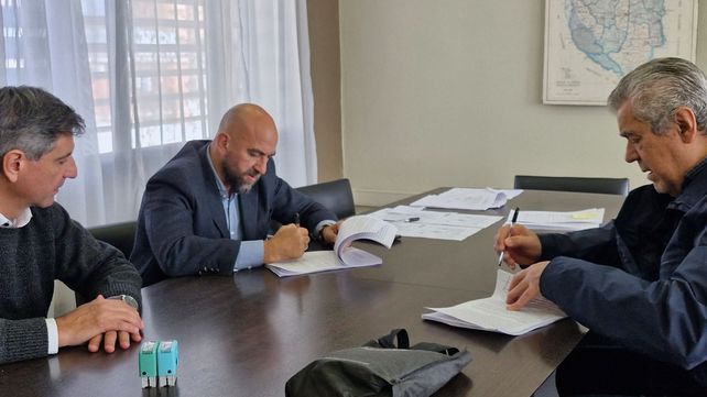Unos 300.000 afiliados de OSER accederán a la red de casi 400 de bioquímicos y 247 laboratorios en diferentes localidades de la provincia