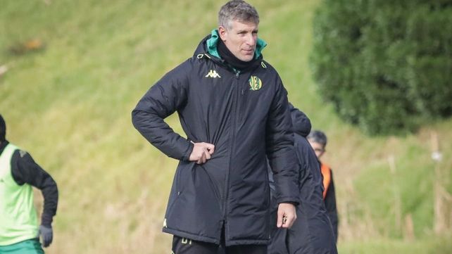 Martín Palermo renunció como técnico de Aldosivi