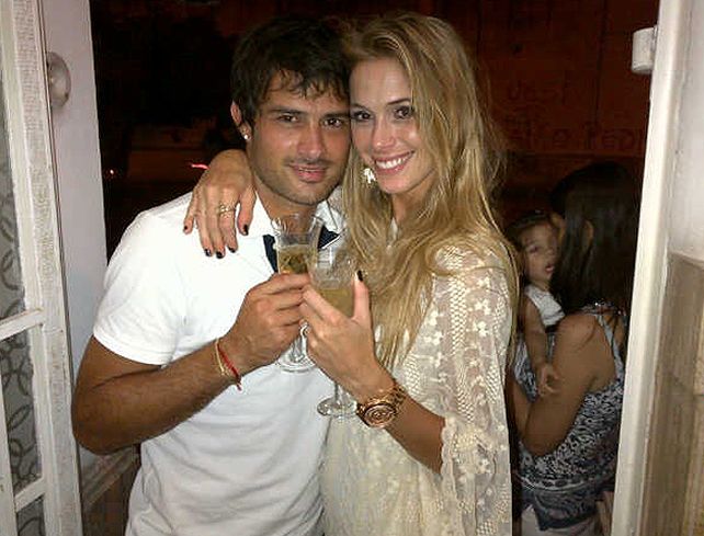 La modelo y el futbolista contraerán matrimonio el próximo 27 de diciembre en San Nicolás