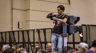Tras 20 días en terapia intensiva, Pablo Grillo, el joven fotógrafo evoluciona favorablemente