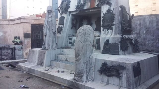 Buenos Aires instalará un gift shop en el Cementerio de la Recoleta y permitirá la venta de comida y bebida