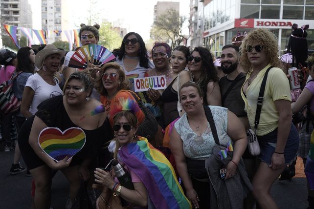 Las diversidades se mostraron en una masiva Marcha del Orgullo