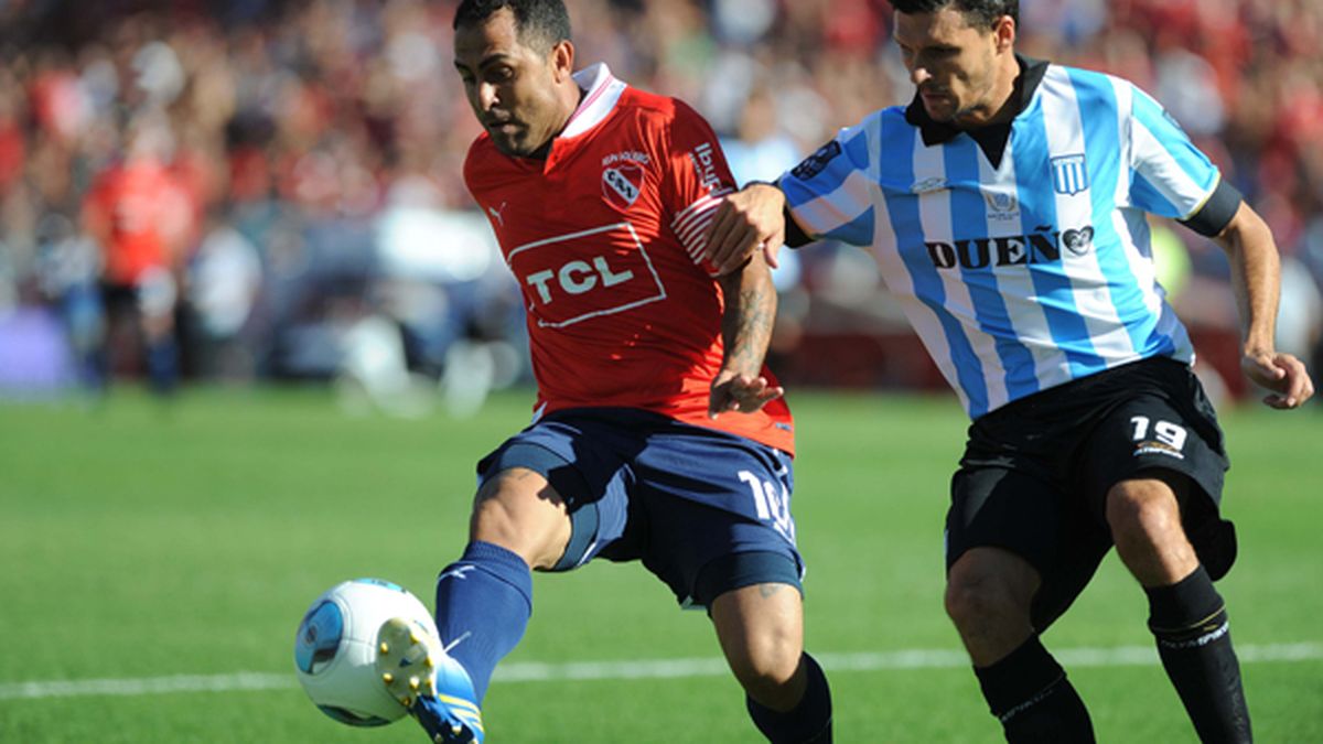 Independiente se quedó con el clásico de Avellaneda y salió del descenso