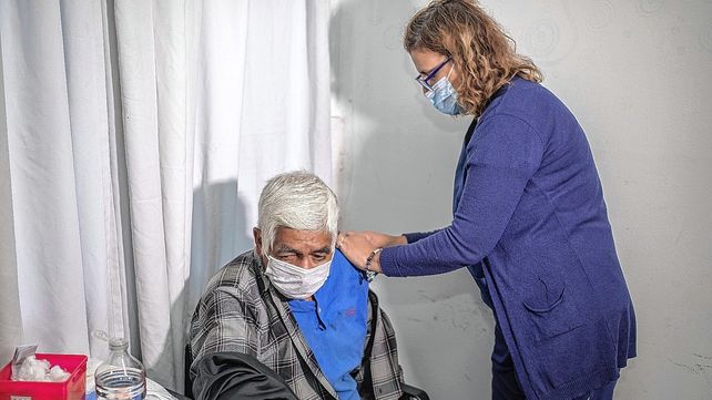 Comenzó la vacunación antigripal de adultos mayores