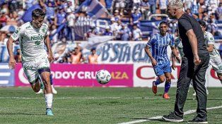 Sarmiento fue visitante ante Godoy Cruz en Mendoza.