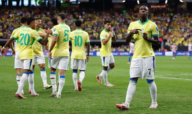 Brasil necesita de una victoria para quedarse con el grupo D.