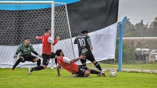 LPF: Goleada de Atlético VF y Peñarol en el adelanto de la 16° fecha
