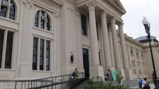 La Facultad de Medicina va por un lavado de cara.