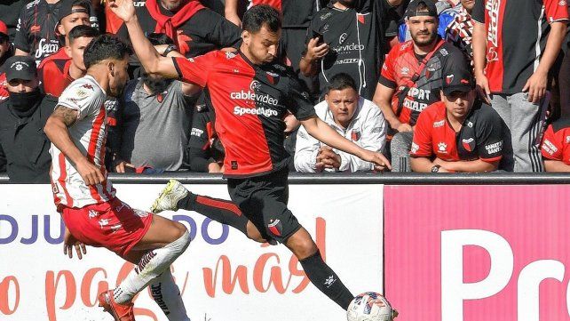 Colón: ¿Se enfría lo de Juan Sánchez Miño a Lanús?