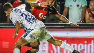 Gabriel Esparza negocia con Sol de América