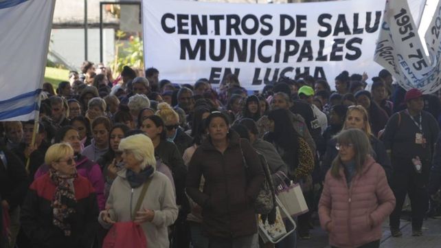 La Marcha Federal de Salud se hizo escuchar en Rosario: El sistema está roto