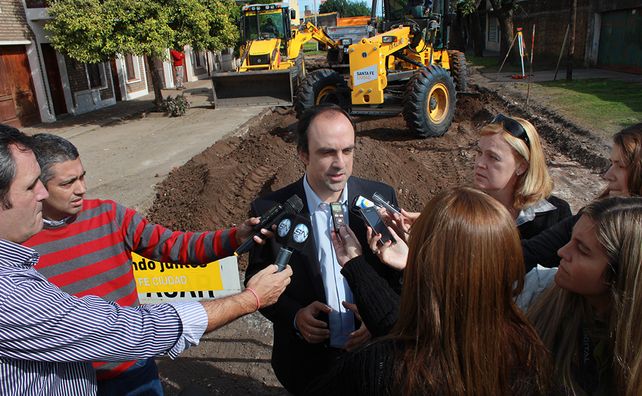Avanza la conexión vial entre Fomento 9 de Julio y Barranquitas