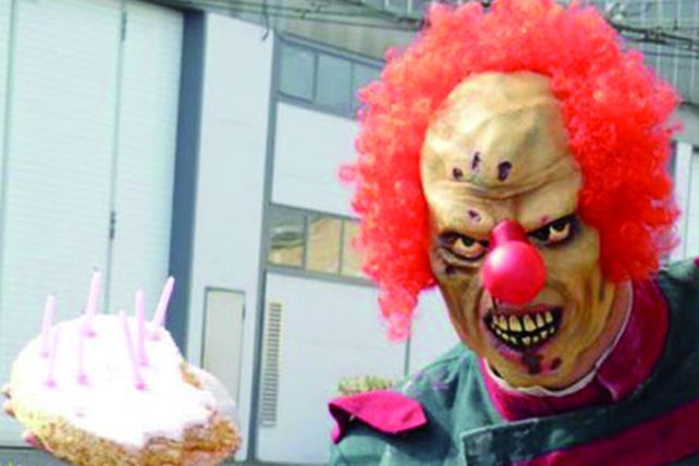 Payaso cobra por “torturar” psicológicamente a los niños durante una semana