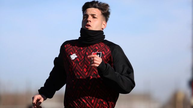 Lucas Besozzi ingresó ante Estudiantes con el partido definido. Podría tener chances de titularidad en el clásico.