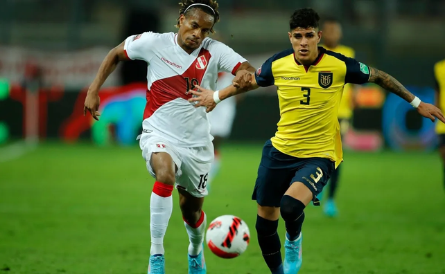 Ecuador sacó un punto ante Perú en Lima y quedó a un paso de Qatar
