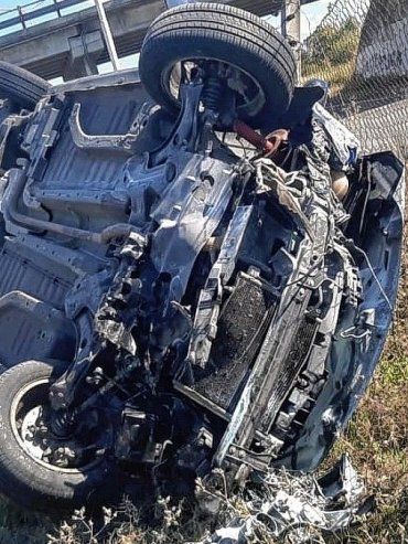 Cuatro personas de Gualeguaychú sufrieron un tremendo vuelco en la ruta 14