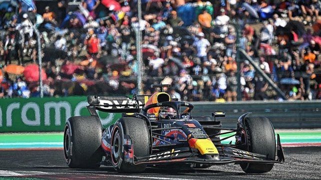 El piloto de Red Bull alcanzó un nuevo logro en la máxima categoría del mundo.
