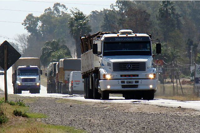 Se restringe la circulación de camiones en rutas nacionales de todo el país