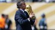 Kempes entregó la copa del Mundial antes de la final entre Argentina y España