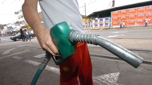 Baja el gasoil y sube la nafta: estaciones de Santa Fe esperan la notificación