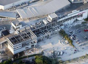 Japón: un terremoto provocó una explosión en un centro comercial