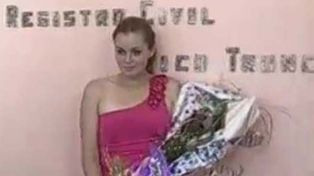 Escándalo en la boda de la mujer que se casó con el asesino de su gemela