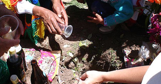 Jujuy, una ciudad con olor a sahumerio en honor a la Pachamama