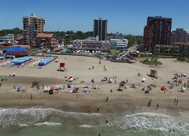 Verano en la costa: los alquileres subieron entre un 30 y un 50 % más que en 2019