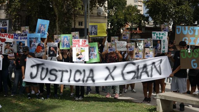 Dispusieron la prisión preventiva para dos personas por el asesinato del nene de un año en una barbería