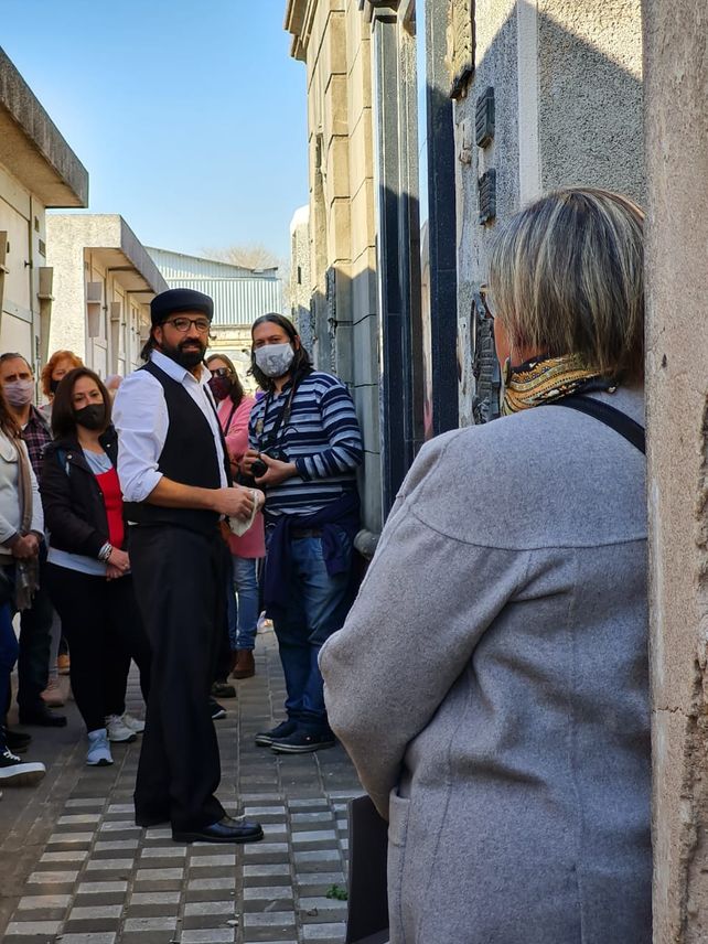 Raúl Valentini recrea al sepulturero Orsetti.