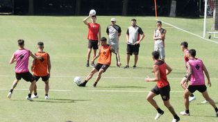 Los jugadores de Newells vuelven a encontrarse en Bella Vista.