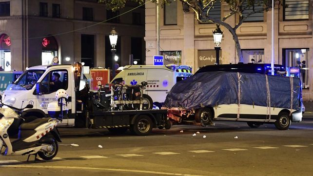 Barcelona, golpeada por el terrorismo en imágenes