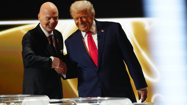 Gianni Infantino y la Fifa buscarán qué seleccionado ocupará la plaza vacante.