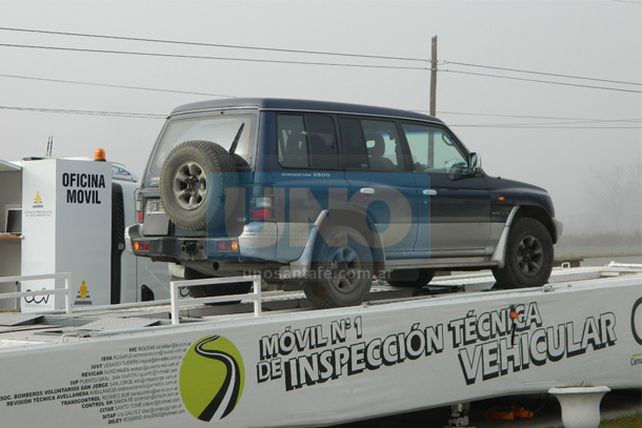 Funciona en Santa Fe el primer Taller de Revisión Técnica Obligatoria móvil