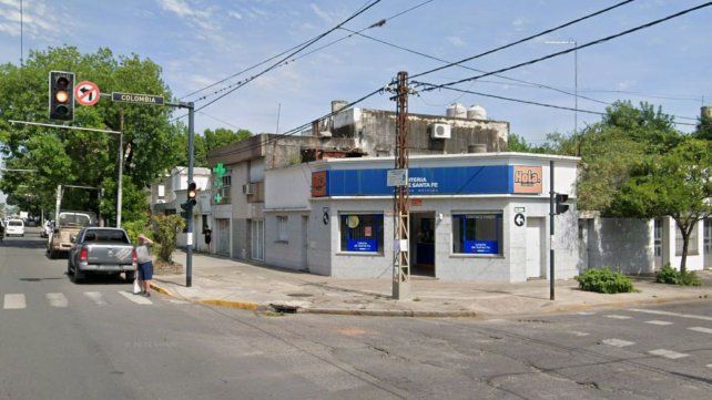 La agencia de loterías funciona en la esquina de Mendoza y Colombia.