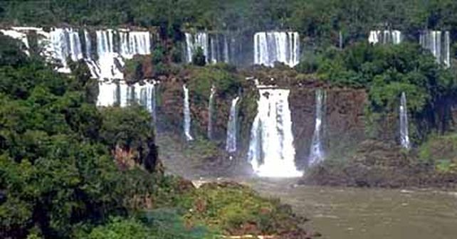 Las Cataratas del Iguaz&uacute; est&aacute;n casi secas y preocupa la situaci&oacute;n