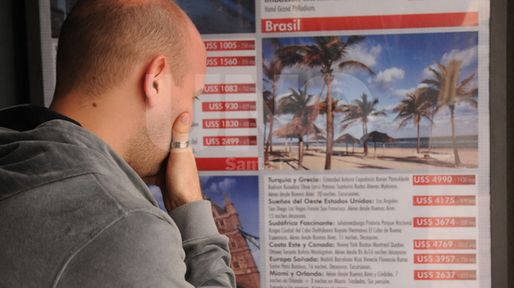El sector turístico prevé una baja en los viajes al exterior