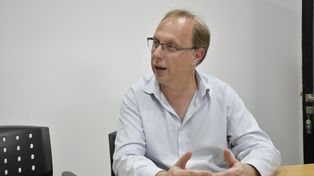 Para Saglione ninguno de los dos espacios de la grieta se portó bien con Santa Fe