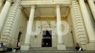 Henn y los bloques legislativos del Senado se reúnen con el fiscal general de la provincia