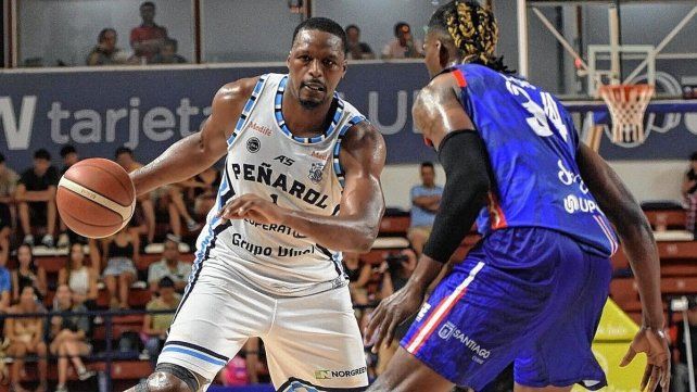 Peñarol sorprendió a Quimsa en Santiago del Estero