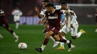 El concordiense Walter Bou sería titular en Lanús.
