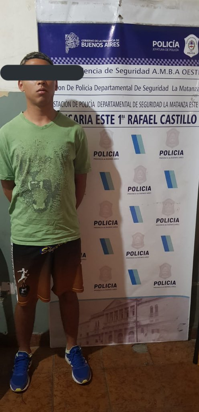 Entró a robar, besó a una de las vendedoras para pasar inadvertido y fue detenido