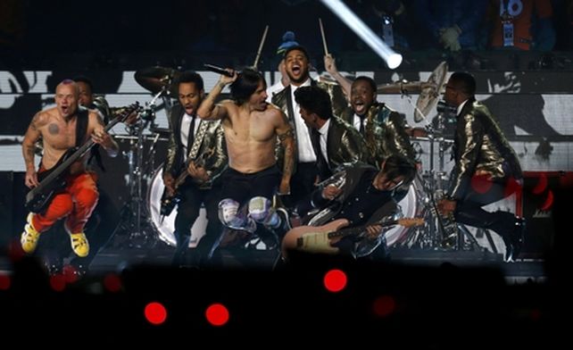 Bruno Mars y los Red Hot Chili Peppers